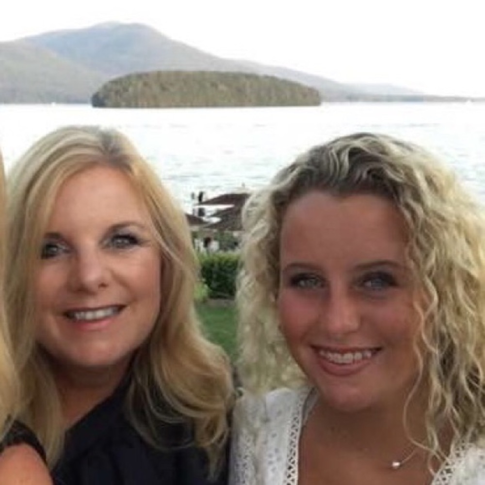 Meet your Posher, Renee